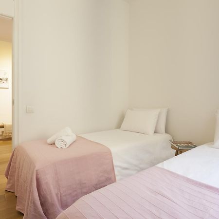 Click&Flat Luxury Sant Joan Apartment Barcelona Bagian luar foto